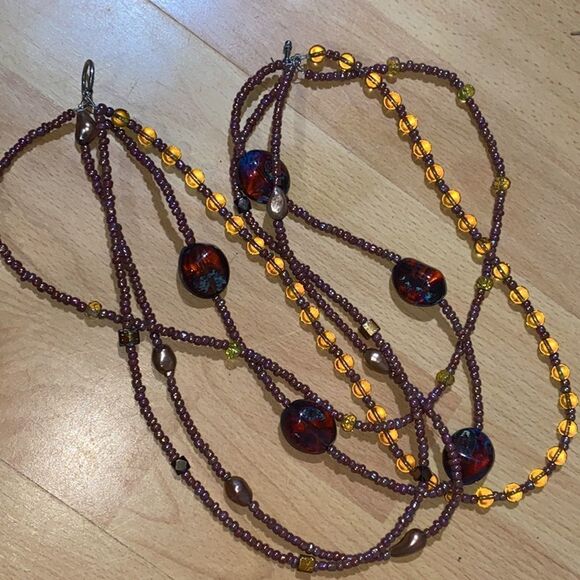 Stunning Multilayered Beaded Natural Stone Necklace with Toggle Clasp Closure - Picture 13 of 14